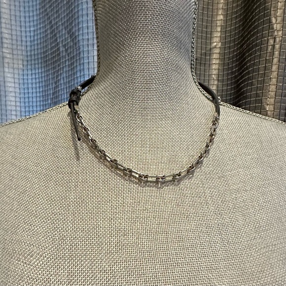 BCBG Max Azria Black Leather Choker Crystal Clovers Chain R $59 - Picture 5 of 8